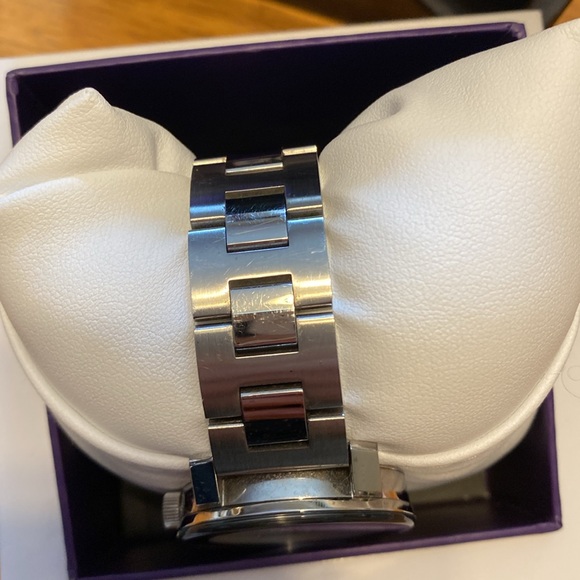 Movado BOLD woman’s watch - Picture 10 of 15